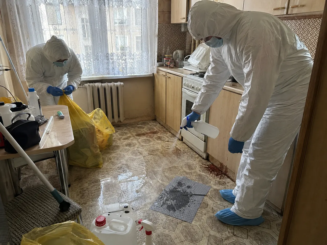 Specjalistyczna dezynfekcja kuchni po zgonie w Łodzi – neutralizacja zapachów